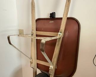 Proven Model 4290J Wheelbarrow
