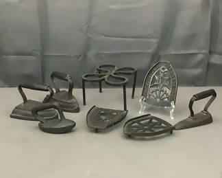 Lot 206: Antique Cast Iron