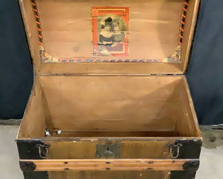Lot 195: Antique Dome-Top Steamer Trunk
