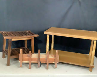 Lot 285: Bed & Bath Decor