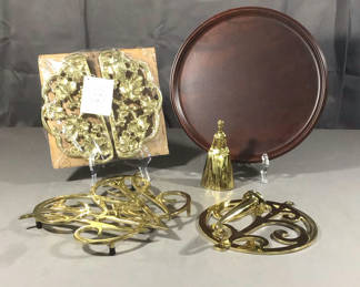 Lot 169: Virginia Metalcrafters Brass Decor
