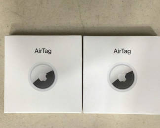 Lot 284: Apple AirTags & Apple Charging Accessories