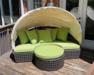 Frontgate Balerres Day Bed - Sunbrella Rain in green Wicker is in excellent shape and speaks to the quality & durability. 78 x 33 x 61 inches 2 additional sections 21 x 33 inches $1400