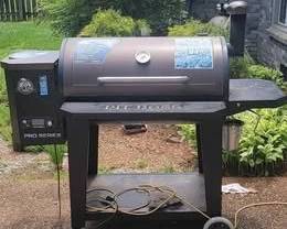 Pit Boss Pro Grill $275