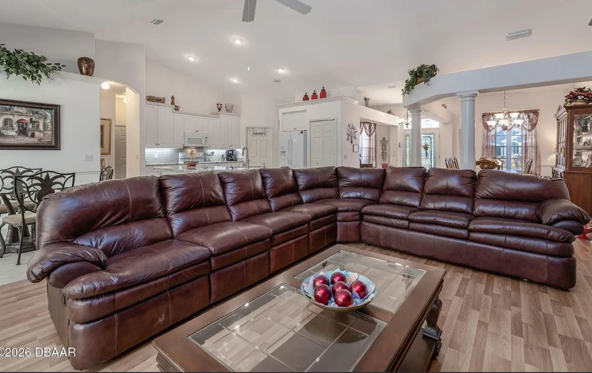 Large chocolate brown sectional sofa w/recliners