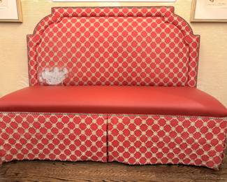 Upholstered Coral Lattice Storage Bench with Decorative Headboard Back