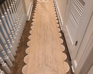 Scalloped Natural Jute Hall Runner Rug