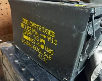 Ammunition box (empty)