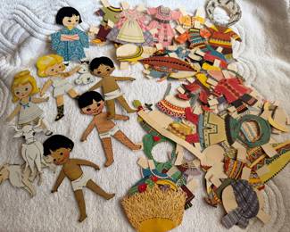 Vintage Gretchen Paper Dolls, Paper Dolls Around The World, Clothing