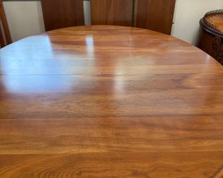 Vintage Statesville Furniture Dining Table, 3 Leaves. FruitWood