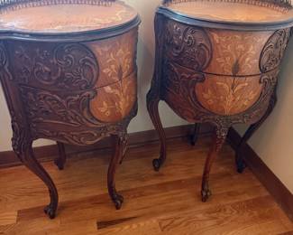 Vintage Pair 1940's French  Louis XV Marquetry Crafted Mahogany Inlaid Bombe Shape 