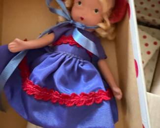 Vintage Story Book Doll, To Market To Market to Buy a Fat Hen/Box