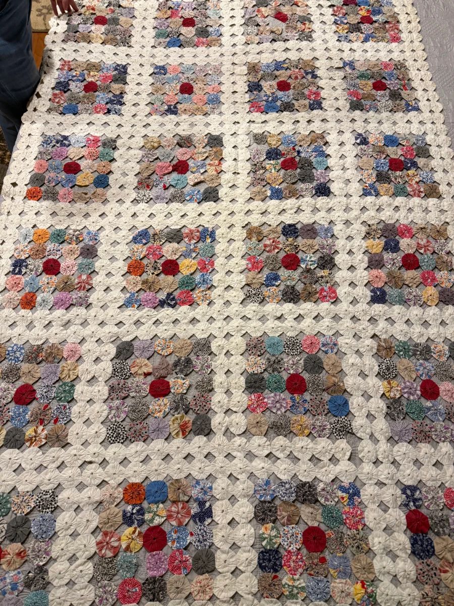 Antique Yo-yo quilt