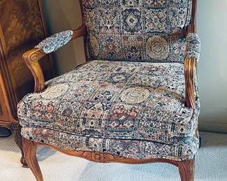 Victorian-Style Chair 