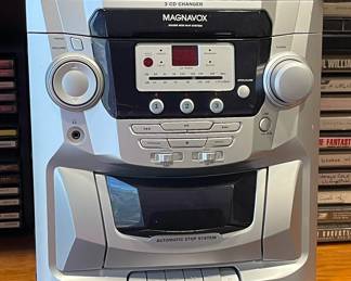 MAGNAVOX Audio System