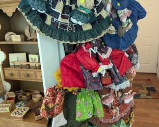 Gertrude The Goose Outfits 