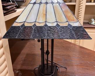 Tiffany-look lamp-2 of these