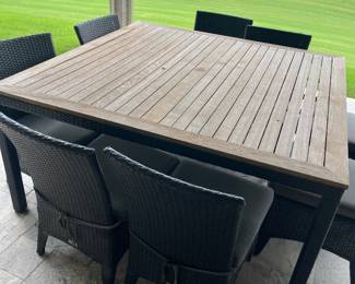 Teak Outdoor Dining Set w/8 Chairs