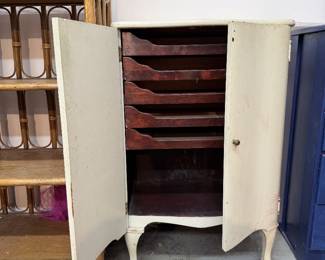 Vintage flat file
