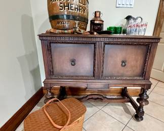 Antique sideboard with turned legs
