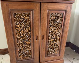 Hand-carved bar on wheels. Custom made in Thailand. Equisite.