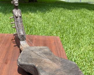 Mangbetu Domu (Harp) with custom iron base.
