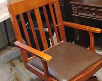 Office Swive Chair --US Gvmt--