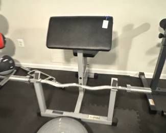 Preacher Curl Bench