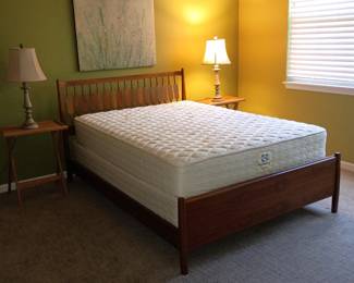 MCM full bed