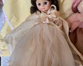 Madam Alexander - Snow White