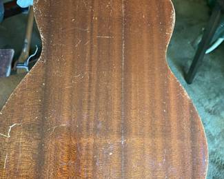 $100 vintage ukulele 