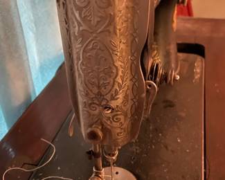 $300 Singer Sewing machine (ca. 1920)