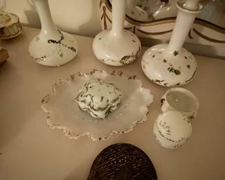 Dresser set, barber jars