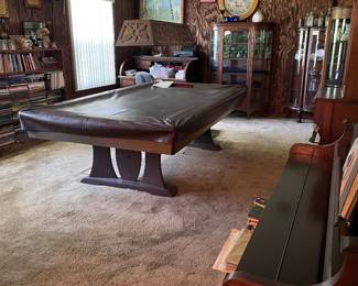 $600. Brunswick Bristol XL slate pool table, balls and ques. YOU MUST MOVE