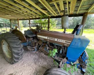 $6,000 for all!   2600 Ford tractor with 7 attachments!