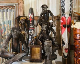Papua New Guinea wood carvings 