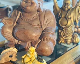 Several Buddha's