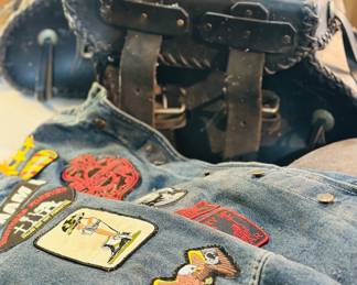 Jean jacket with vintage patches 