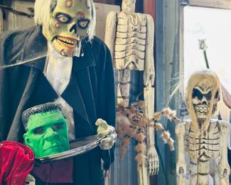 Halloween Decor