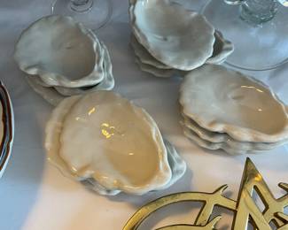  Vintage oyster cups