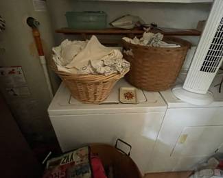  Vintage linens