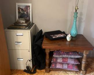 File, table