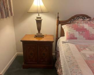 Nightstands, lamps