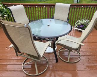 Porch set with umbrella 