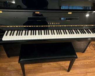 Yamaha M1E piano