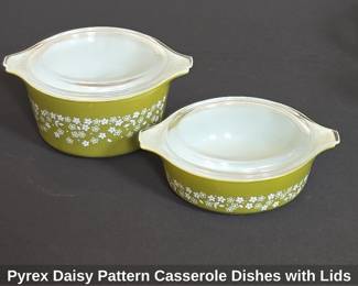 Pyrex Daisy Pattern Casserole Dishes with Lids