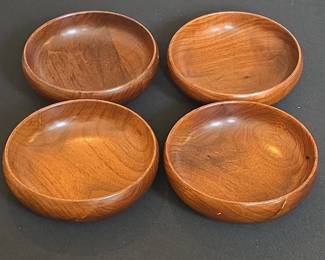 Margaret Studios Inc. Wooden Bowls Set