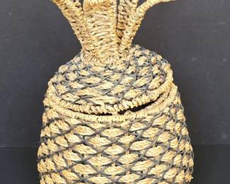 Woven Pineapple Trinket Box and Lid
