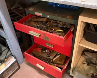 Kenilworth Blue Moon Estate Sale w/ Woodworking Tools, Piano & Pool Table