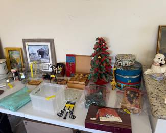 Christmas decor & more 